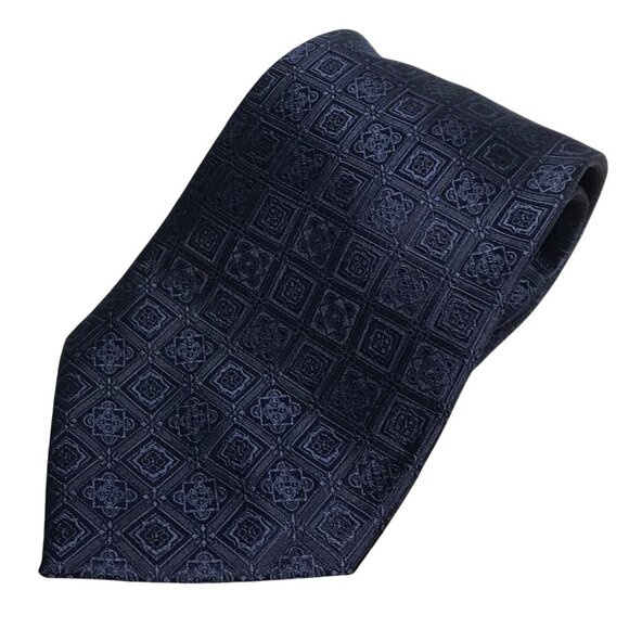 Perry Ellis Portfolio Mens 100% Silk Tie With Geometric Pattern Navy Blue - Picture 1 of 4